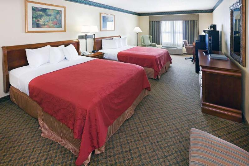 Country & By Radisson, Lewisburg, Pa 3*